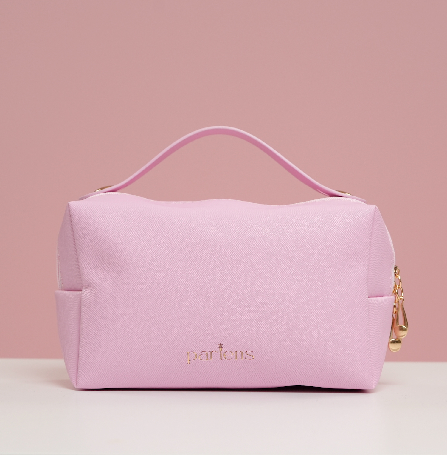 Kosmetyczka z uchwytem1